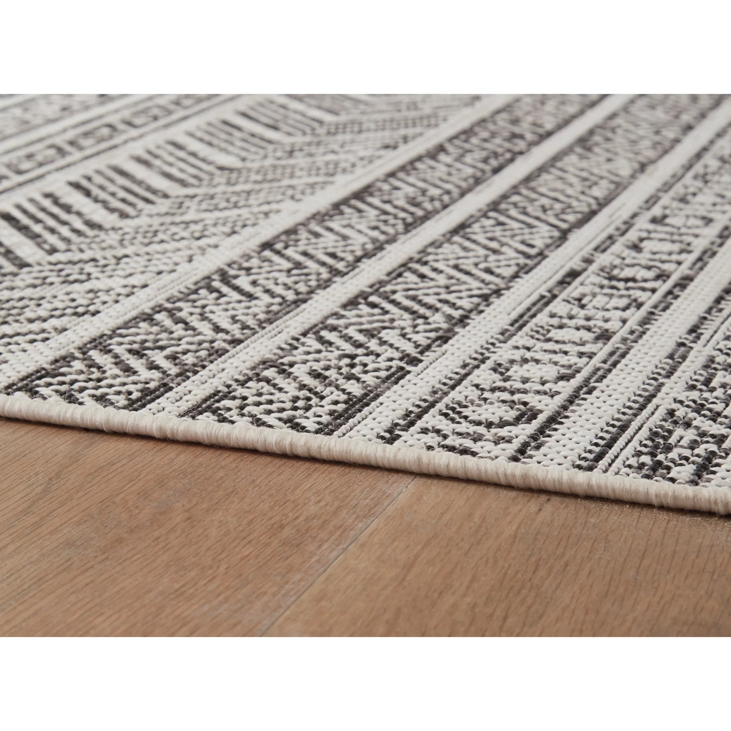 Brinoy Black/White Indoor/Outdoor Large Rug Signature Design by Ashley Casual Area Rugs Brinoy Black/White Indoor/Outdoor Large Rug Brinoy Black/White Indoor/Outdoor Large Rug Signature Design By Ashley Casual Area Rugs Brinoy Black/White Indoor/Outdoor Large Rug -Carpet And Flooring Stores 514faa2f66f6433fa86474b9809d629d scaled